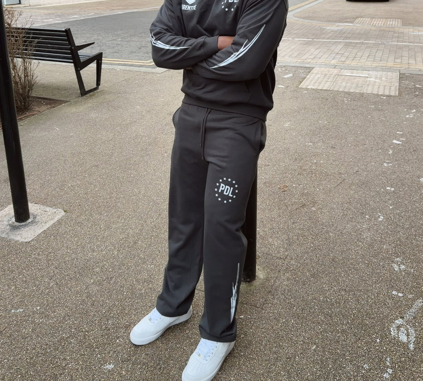 Signature Relaxed Fit Joggers - Grey